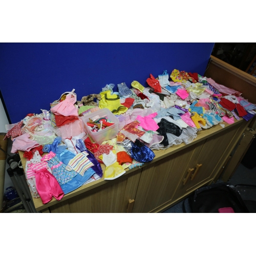 5 - Huge Selection of Dolls Clothes and Accessories - Over 100 Pieces, Several Aged, believed to be for ... 