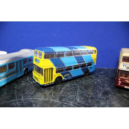 81 - Selection of 7 x EFE Metal Base Buses