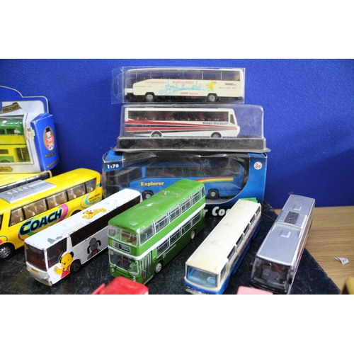 86 - Large Selection of Die Cast Buses - Several Boxed - Various Makers