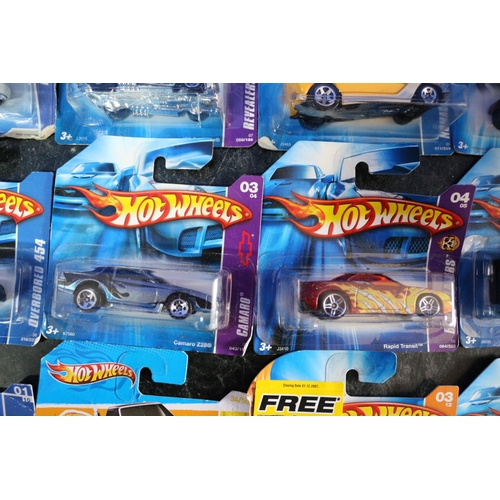 92 - 15 x Card Backed Hot Wheels Die Cast Vehicles