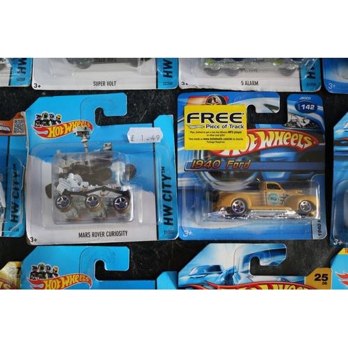 94 - 15 x Die Cast Hot Wheels Card Back Vehicles