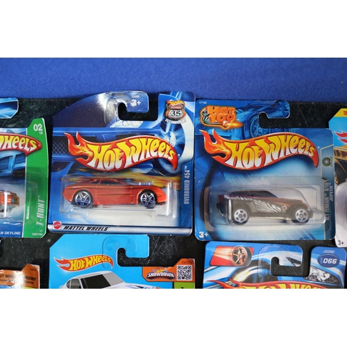 95 - 13 x Die Cast Hot Wheels Card Backed Vehicles