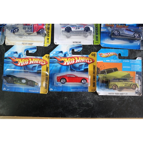 95 - 13 x Die Cast Hot Wheels Card Backed Vehicles