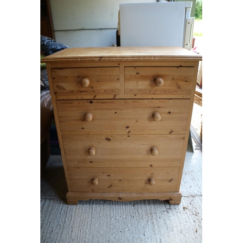 130 - Solid Pine Chest of Drawers - 3 + 2