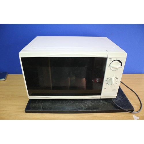 168 - Microwave - untested