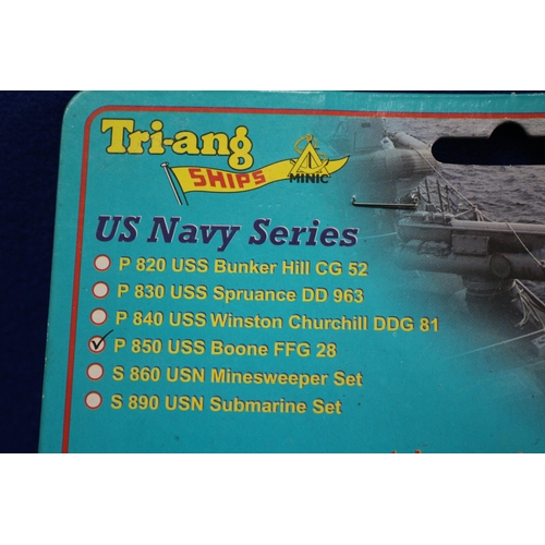 10 - Tri-ang Ships US Navy Series - P850 USS Boone FFG28 - Card Backed