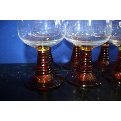 290 - 6 Brown Stemmed Glasses, a few chipped, 10.5cm Tall