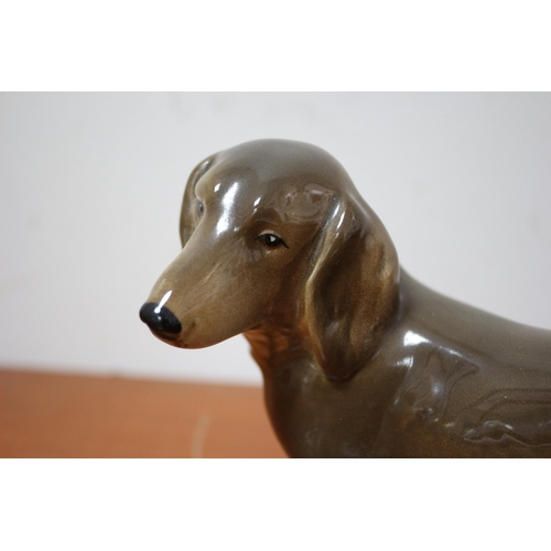 369 - Vintage Sylvac Dachshund