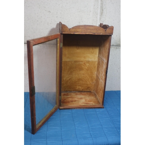 395 - Early 20th Century Wall Hanging Display Cabinet, (Once Housing a Taxidermy Item) - Mahogany - 69.5 x... 