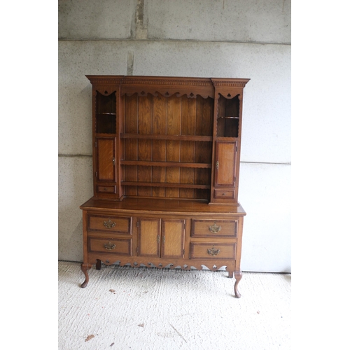 400 - Georgian Styled Late 19th / Early 20th Century Crossbanded Display Dresser with Barber Pole Inlay - ... 