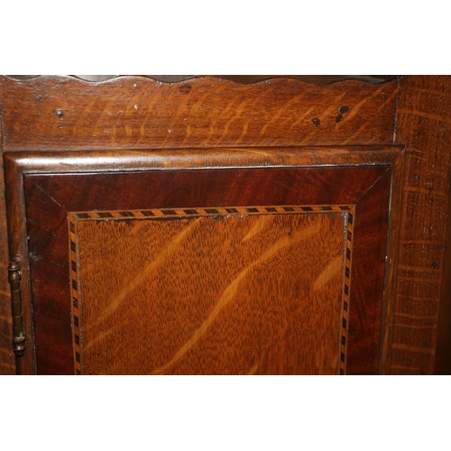 400 - Georgian Styled Late 19th / Early 20th Century Crossbanded Display Dresser with Barber Pole Inlay - ... 