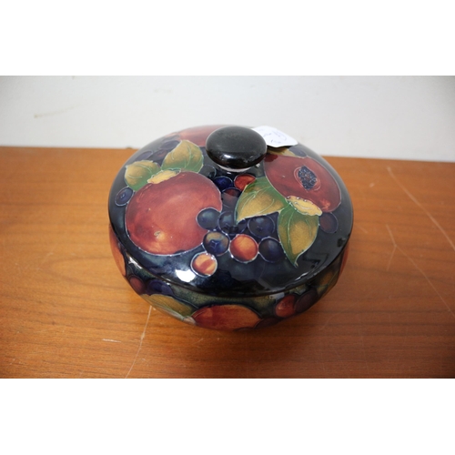 431 - Moorcroft ' Pomegranate' Round Lidded Trinket Box or Pot - 14cm Dia x 9cm Tall - 1st Quality - Signe... 