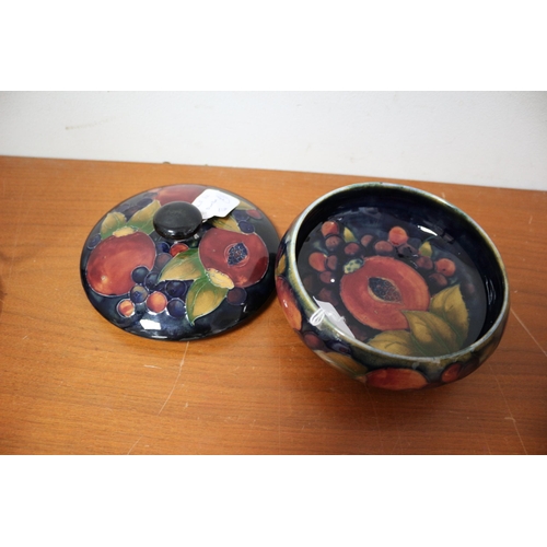 431 - Moorcroft ' Pomegranate' Round Lidded Trinket Box or Pot - 14cm Dia x 9cm Tall - 1st Quality - Signe... 