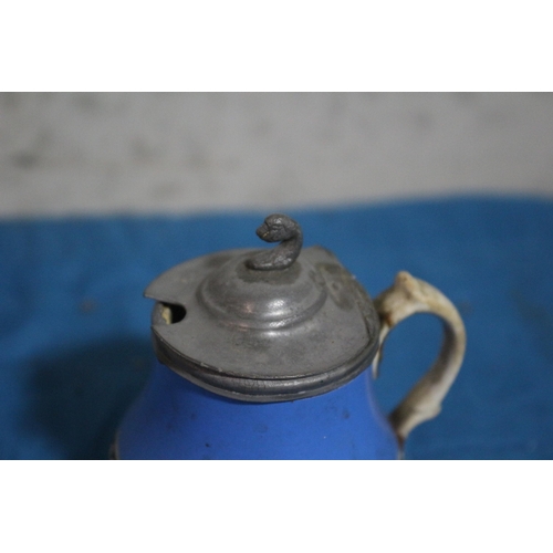 538 - Believed to be Staffordshire / Royal Doulton Blue and White Pot with Pewter Lid - 9cm Tall