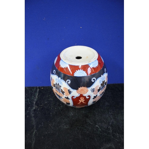 116 - Imari lamp base, hand painted