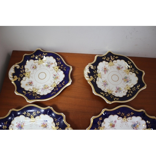 172 - 6 Vintage Blue Floral Plates