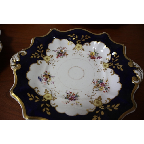 172 - 6 Vintage Blue Floral Plates