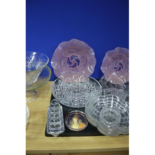 188 - Collection of Glass Bowls, Cake Stand, 2 Pink Plates and Glass Toaster Rack