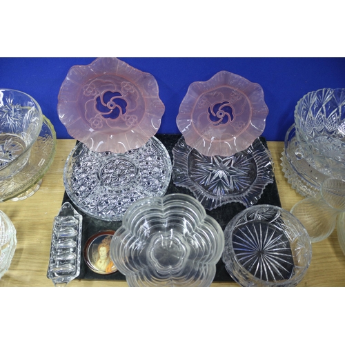 188 - Collection of Glass Bowls, Cake Stand, 2 Pink Plates and Glass Toaster Rack