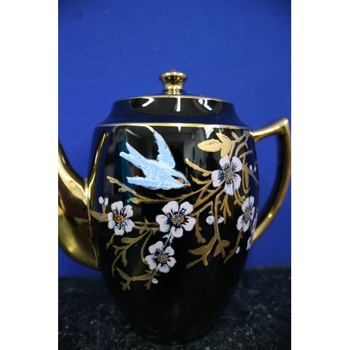 205 - Coffee Pot in Black and Gold. Gibsons England, 16cm Tall