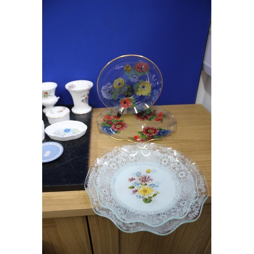 220 - Mixed Lot including Glass, Wedgwood