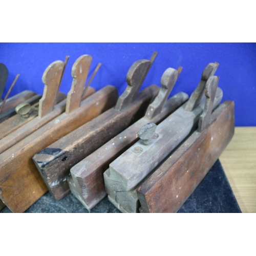 242 - 10 Wooden Edging Planes, Smaller Sizing