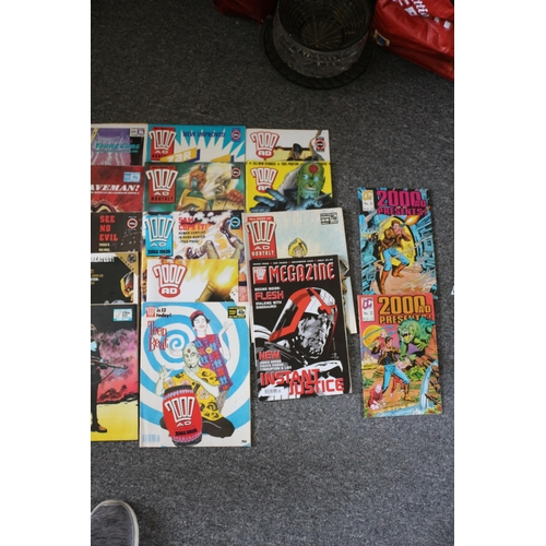 252 - 2000 AD Comics x19 & 2 USA