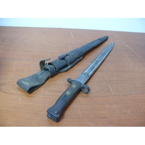 263 - Early Version Lee Enfield Bayonet in Sheath, 44cm