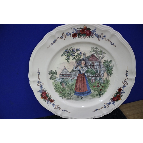 298 - Royal Venton Ware Oval Plates, Largest is 45cm, Obernai Large Decorative Plate