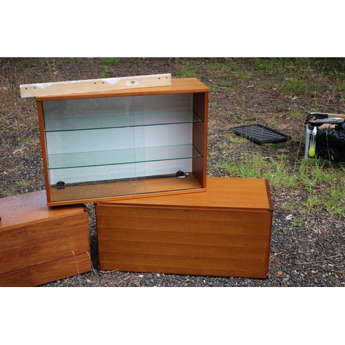 304 - Selection of Beaver & Tapley SL Mid Century Wall Units including Display Units and Pull Down Drinks ... 