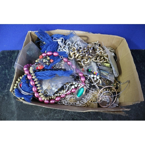 464 - Box of Costume Jewellery Necklaces