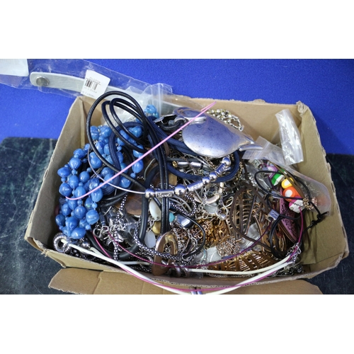 465 - Box of Costume Jewellery Necklaces