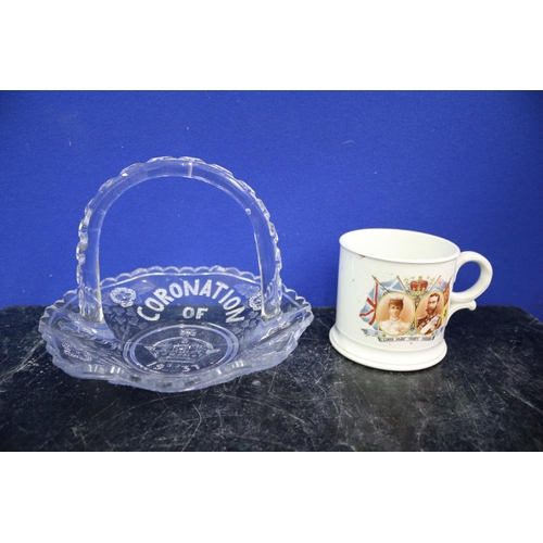 492 - 2 Royal Family Commemoration Items