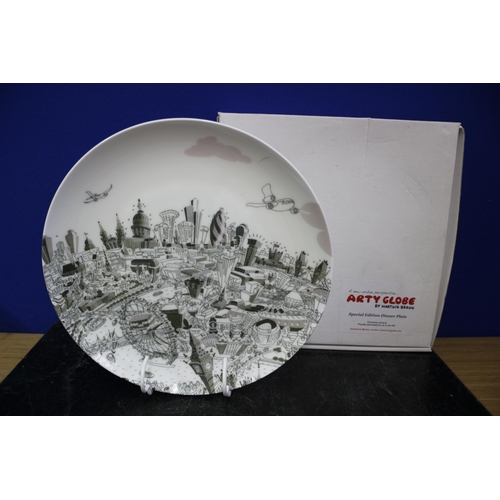 499 - Special Edition 'Arty Globe by Hartwig Braun' 27cm Diameter