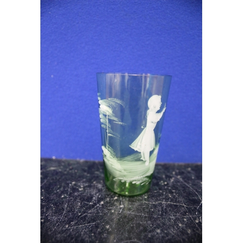 505 - Green Mary Gregory , Aged Glass, Bubbles in Glass, 9.5cm tall