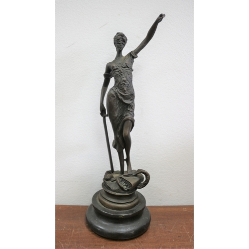 619 - Bronze - Blind Justice - 23.5cm Tall