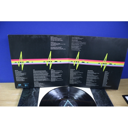 106 - Pink Floyd 'Dark Side of The Moon' LP