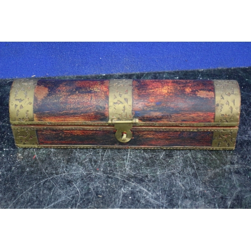 92 - Frankincense Holder and Contents