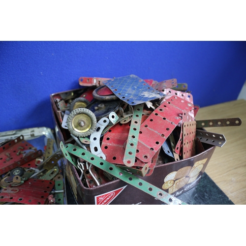 105 - Large Tin of Vintage Meccano