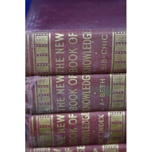 24 - Volume 1-10 of The New Book of Knowledge Books