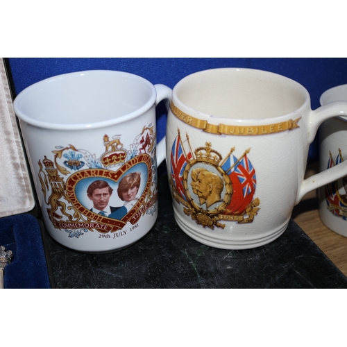 202 - Royal Family Memorabilia