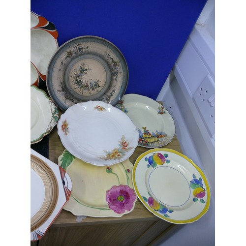 231 - Selection of Aged Plates Including Lots of Royal Venton Ware