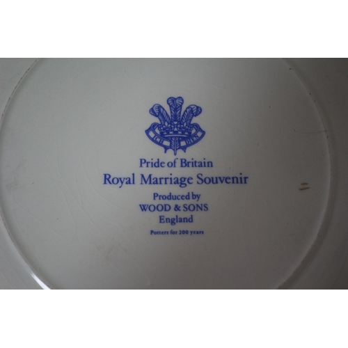 279 - 2 Commemorative Lady Diana and Prince of Wales Plates