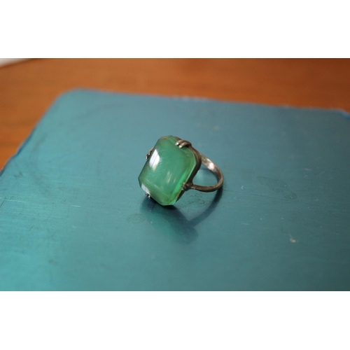 375 - Silver Ring with Stone, 2.8g