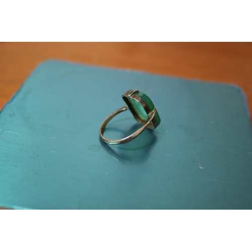 375 - Silver Ring with Stone, 2.8g