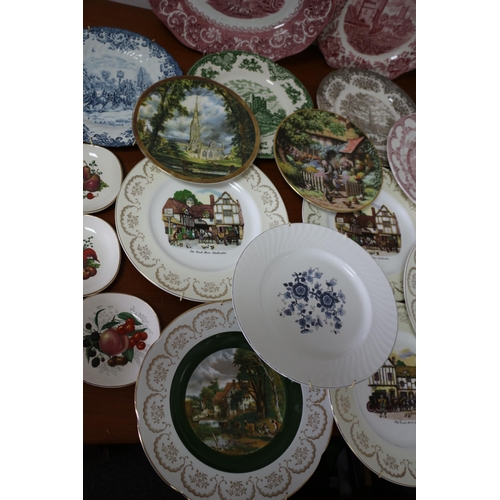 395 - Large Collection of Collectors Plates