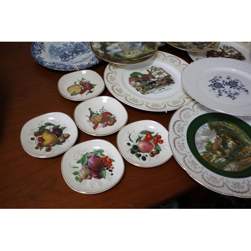 395 - Large Collection of Collectors Plates