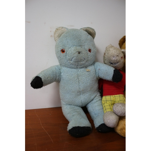 398 - x4 Vintage Teddies, Largest is 57cm