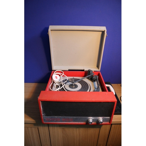 404 - Civic600 Record Player