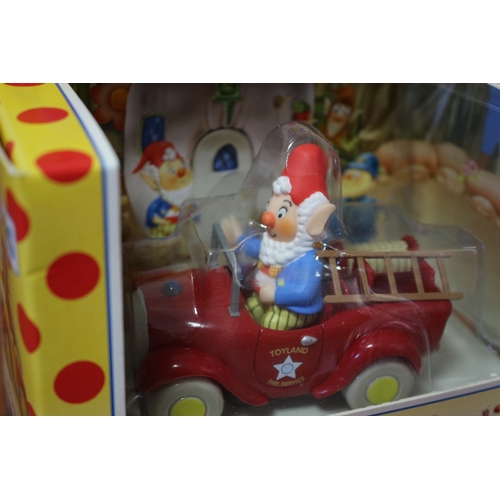 212 - Lledo 'Toyland Fire Engine' Noddy In Toy Land